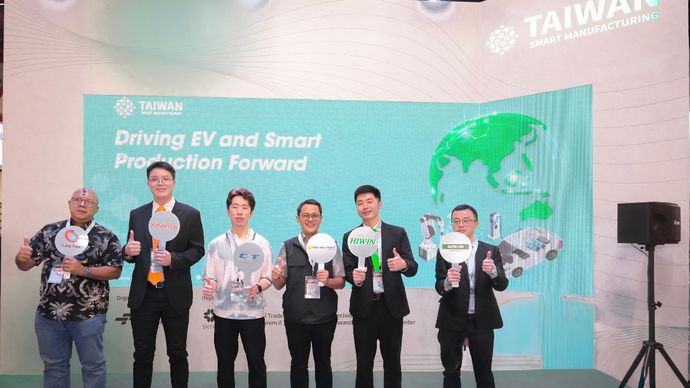 Taiwan Smart Manufacturing Pavilion pada ajang Manufacturing Indonesia 2025 di Jakarta International Expo (JIExpo) Kemayoran