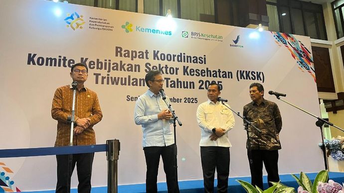 Taruna Ikrar, Budi Gunadi Sadikin, Wihaji, dan Ali Ghufron Mukti.