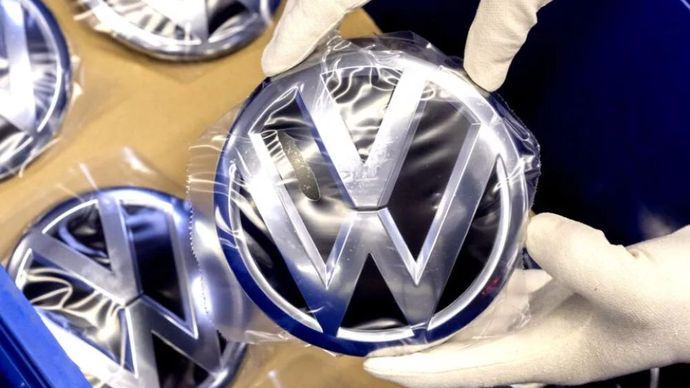 Ilustrasi. Logo Volkswagen. (Foto: Istimewa via Carscoops)