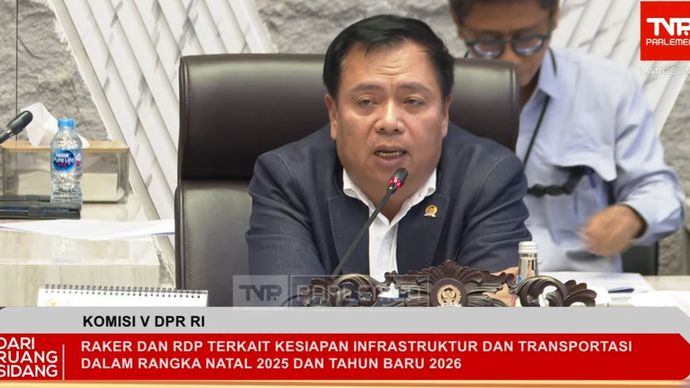Ketua Komisi V DPR RI Lasarus. 