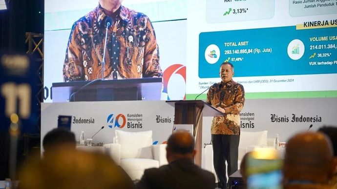 Menteri Koperasi (Menkop) Ferry Juliantono berbicara dalam Bisnis Indonesia Group Conference, di Jakarta, Senin, 8 Desember 2025. ANTARA/HO-Kemenkop