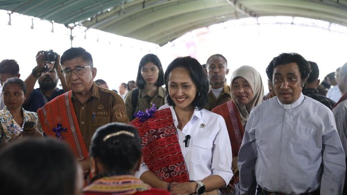 Wamen Christina Dorong Masyarakat NTT Manfaatkan Peluang Kerja Luar Negeri Aman dan Prosedural