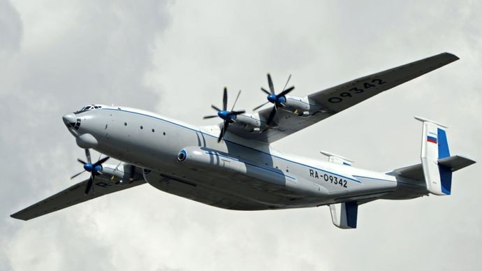Pesawat Militer Rusia Antonov AN-22 