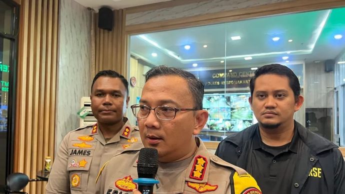 Kapolres Metro Jakarta Utara Kombes Pol Erick Frendriz saat memberikan keterangan pers di Jakarta, Kamis 11 Desember 2025. ANTARA/Mario Sofia Nasution