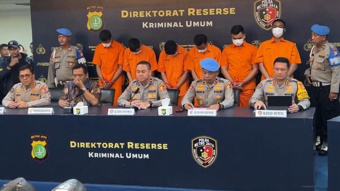 Para polisi yang jadi tersangka kasus tewasnya matel akibat dikeroyok di Kalibata, Jakarta Selatan. 