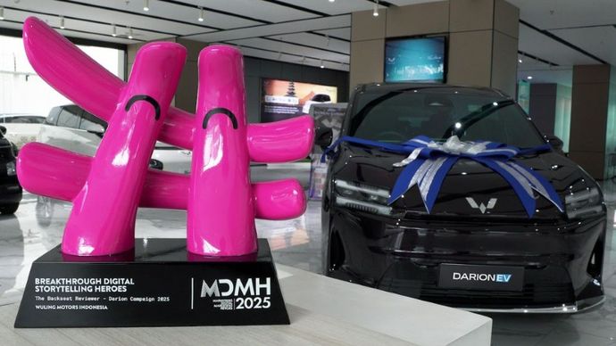 Wuling meraih penghargaan Breakthrough Digital Storytelling Heroes di Marketeers Digital Marketing Heroes 2025. (Foto: Istimewa)