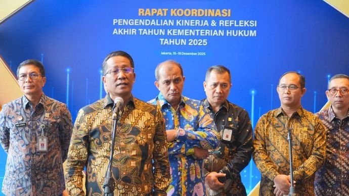 Menteri Hukum Supratman Andi Agtas dalam Konferensi Pers Refleksi Akhir Tahun 2025 di Jakarta, Kamis 18 Desember 2025. (ANTARA/HO-Kementerian Hukum RI)