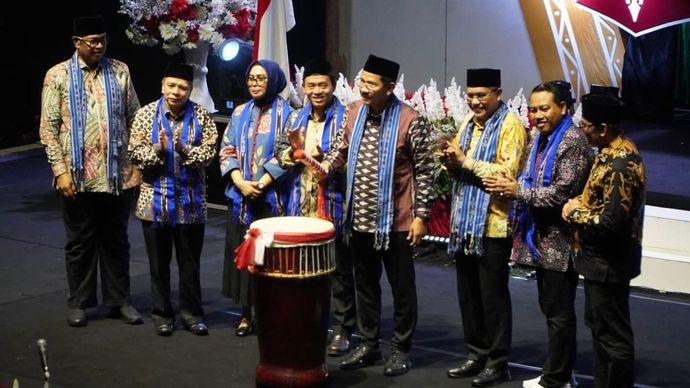 Kementerian Agama RI melalui Direktorat Pemberdayaan Zakat dan Wakaf, Ditjen Bimbingan Masyarakat Islam, resmi meluncurkan Kick Off Kota Ambon sebagai Kota Wakaf. Program ini menjadi langkah strategis dalam mengoptimalkan wakaf sebagai instrumen pemberdayaan ekonomi umat sekaligus penguatan harmoni sosial di wilayah yang majemuk.