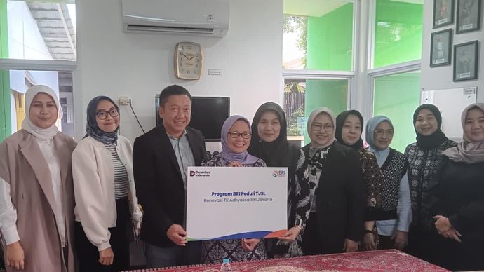 Bantuan TJSL kali ini yang diberikan oleh BRI BO Jakarta Warung Buncit yaitu berupa renovasi TK Adhyaksa XXI Jakarta.