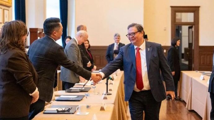 Menteri Koordinator (Menko) Bidang Perekonomian Airlangga Hartarto bertemu dengan investor Amerika Serikat (AS) di sela-sela kunjungan kerjanya ke Washington DC, AS, Senin 22 Desember 2025 waktu setempat. ANTARA/HO-Kementerian Koordinator Bidang Perekonomian