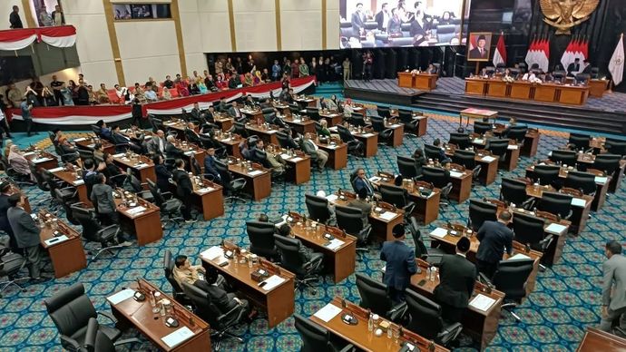 Suasana rapat paripurna DPRD DKI Jakarta, Selasa 23 Desember 2025. ANTARA/Khaerul Izan.