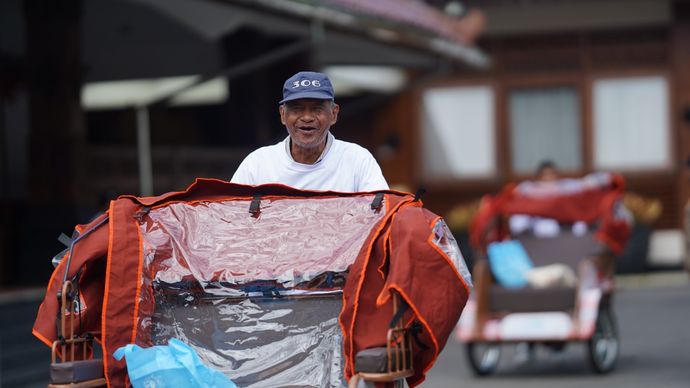 terima Becak Listrik dari Prabowo