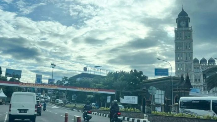 Jalur wisata Puncak di Simpang Gadog, Ciawi, Kabupaten Bogor, Jawa Barat. ANTARA/M Fikri Setiawan