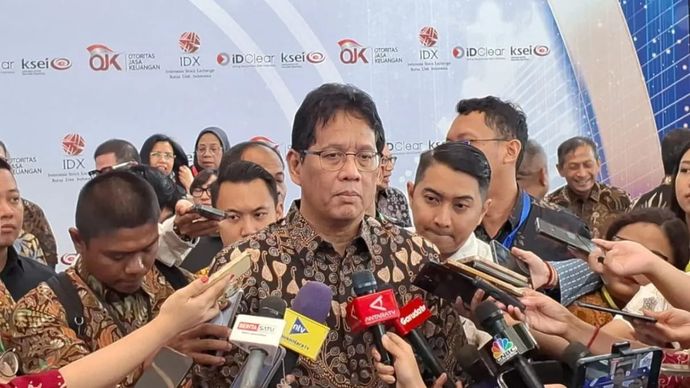 Menteri Keuangan (Menkeu) Purbaya Yudhi Sadewa dalam wawancara cegat seusai Seremoni Pembukaan Perdagangan Bursa Efek Indonesia (BEI) Tahun 2026 di Jakarta, Jumat 2 Januari 2026. (ANTARA/ Muhammad Heriyanto)