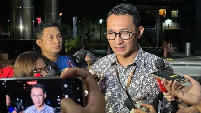Juru Bicara Komisi Pemberantasan Korupsi Budi Prasetyo memberikan keterangan di Gedung Merah Putih KPK Jakarta, Selasa 16 Desember 2025. ANTARA/Rio Feisal