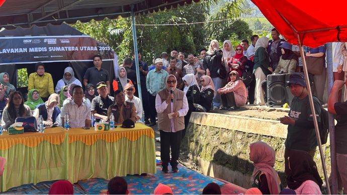 Menteri PPPA Arifah Fauzi turun langsung ke Tapanuli Selatan, Sumatra Utara.