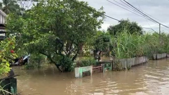 Salah satu rumah warga di Kelurahan Tanjung Agung Kota Bengkulu yang terendam banjir. ANTARA/Anggi Mayasari