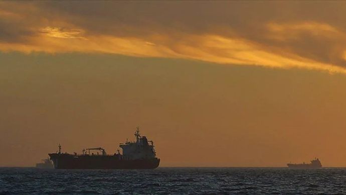 Ilustrasi - Kapal tanker berlayar di laut lepas. ANTARA/Anadolu/aa.