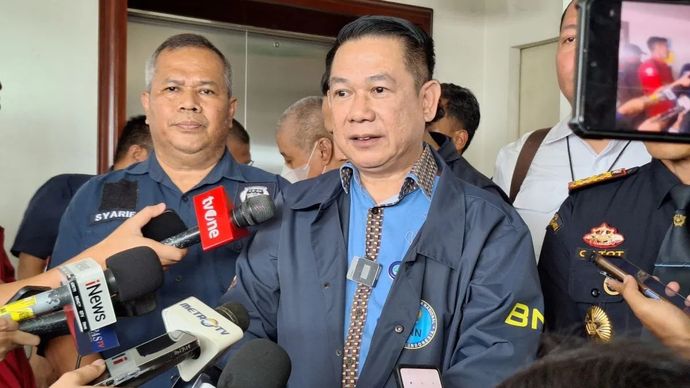 Plt. Deputi Pemberantasan BNN Budi Wibowo memberikan keterangan kepada wartawan terkait penggerebekan lab pembuatan narkotika di Jakarta Utara, Selasa, 6 Januari 2026. (ANTARA/Fianda Sjofjan Rassat)