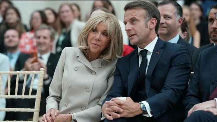 Brigitte Macron, istri Presiden Prancis Emmanuel Macron.