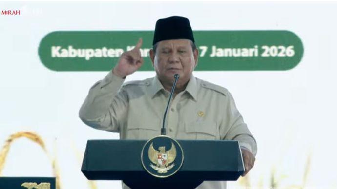 Presiden Prabowo Subianto menghadiri kegiatan panen raya di Karawang, Jawa Barat