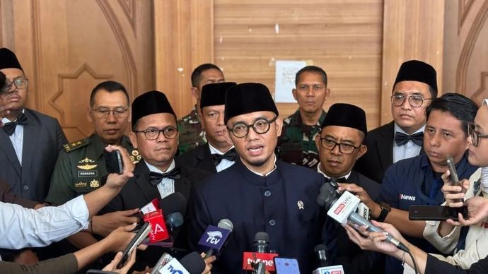 Wakil Menteri Haji dan Umrah RI Dahnil Anzar Simanjuntak usai menutup Training of Traine (ToT) pembekalan petugas haji di Asrama Haji Pondok Gede, Jakarta, Kamis, 8 Januari 2025. ANTARA/Asep Firmansyah