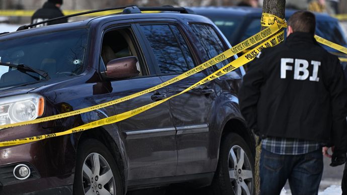 Agen Imigrasi AS Tembak Warga