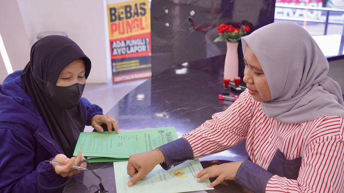 Kementerian Agraria dan Tata Ruang/Badan Pertanahan Nasional (ATR/BPN) menegaskan bahwa tanah milik masyarakat tetap menjadi hak masyarakat dan masih dapat diproses untuk memperoleh sertipikat hak atas tanah.