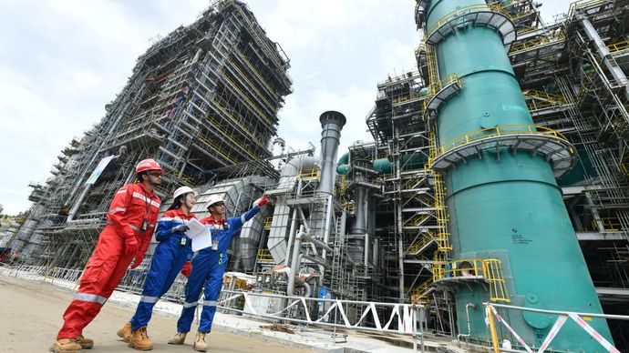 Fasilitas Residual Fluid Catalytic Cracking (RFCC) Complex dalam Proyek Refinery Development Master Plan (RDMP) Balikpapan.