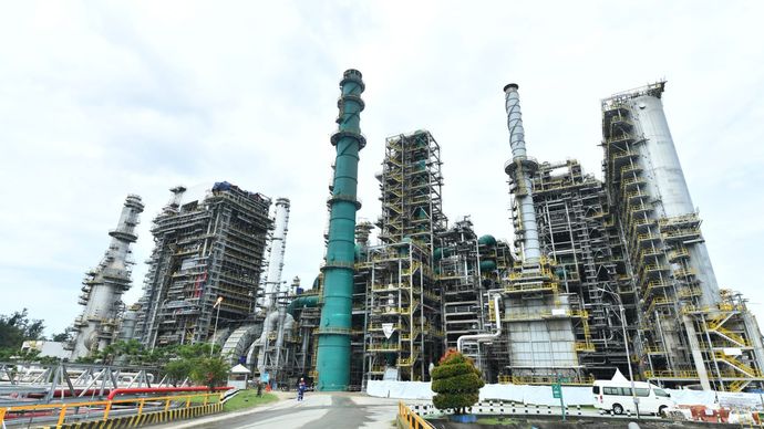 Fasilitas Residual Fluid Catalytic Cracking (RFCC) Complex dalam Proyek Refinery Development Master Plan (RDMP) Balikpapan.