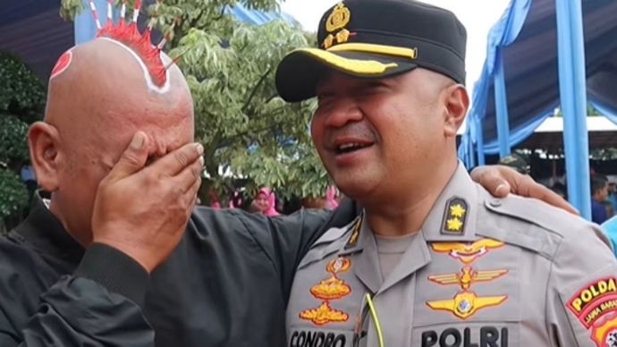 Suasana haru menyelimuti acara pisah sambut Kapolres Serang.