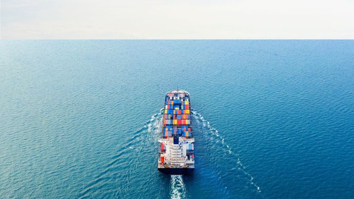 tantangan besar yang kini dihadapi perdagangan modern, khususnya perdagangan internasional