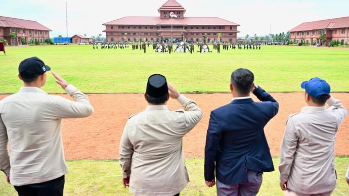 Presiden Republik Indonesia Prabowo Subianto dalam peresmian SMA Taruna Nusantara Kampus Malang, Selasa, 13 Januari 2026.