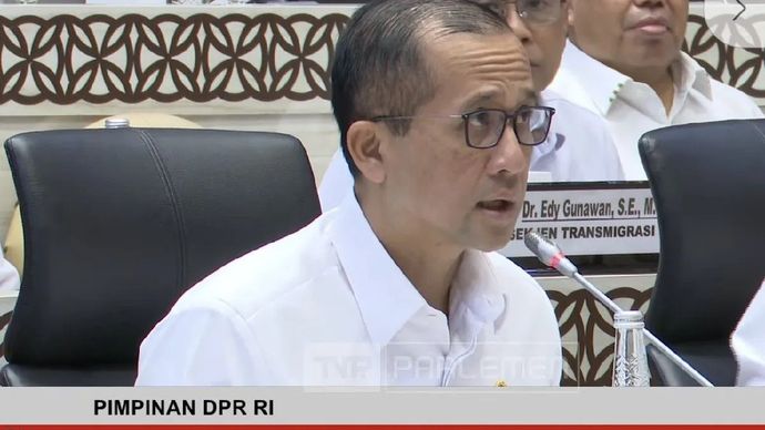 Tangkapan layar - Menteri Transmigrasi (Mentrans) M Iftitah Sulaiman Suryanagara menyampaikan paparan dalam Rapat Kerja antara Pemerintah dengan Pansus Penyelesaian Reforma Agraria DPR RI di Jakarta, Rabu, 21 Januari 2026. (ANTARA/HO - YouTube DPR RI.)