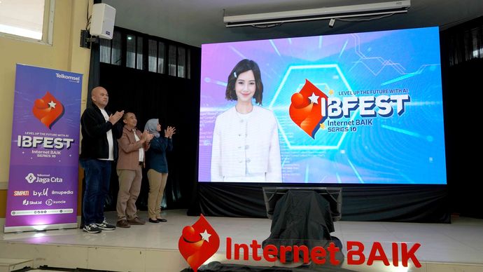Telkomsel kembali menghadirkan Internet BAIK Festival (IBFEST) Series 10 bertema &ldquo;Level Up The Future with AI&rdquo; di 4 kota. SMK Negeri 1 Cimahi terpilih menjadi sekolah pertama diadakannya IBFEST Series 10(21 Januari 2026).