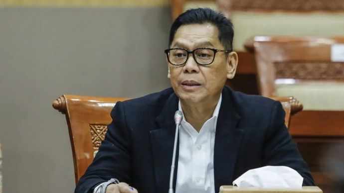 Wakil Ketua DPR Adies Kadir mengikuti uji kelayakan dan kepatutan calon hakim Mahkamah Konstitusi di Kompleks Parlemen, Senayan, Jakarta, Senin, 26 Januari 2026. Komisi III DPR menyetujui Adies Kadir sebagai Hakim Mahkamah Konstitusi terpilih dari usulan DPR. ANTARA FOTO/Asprilla Dwi Adha/bar