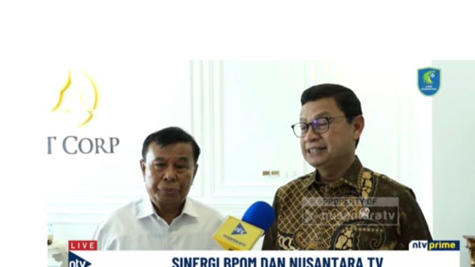 Kepala BPOM Taruna Ikrar bersama Presiden Komisaris NT Corp Nurdin Tampubolon