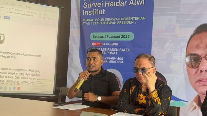 Hasil survei Haidar Alwi Institute, mayoritas publik menolak Polri ditempatkan di bawah kementerian. 
