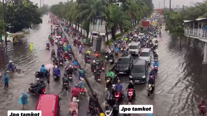Banjir Jalan Daan Mogot-Taman Kota, Jakarta Barat 