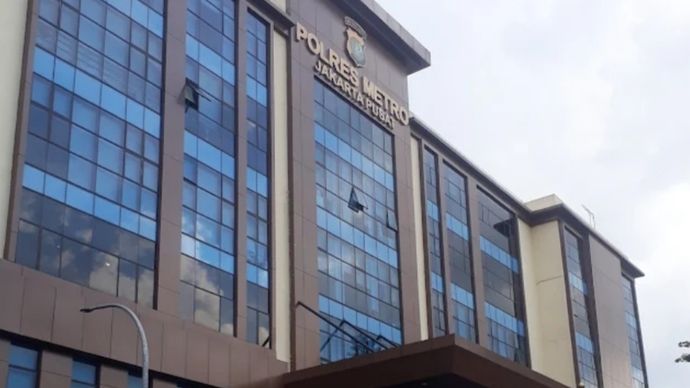 Kantor Polres Metro Jakarta Pusat. 