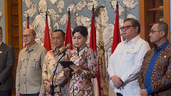 Pjs. Ketua Dewan Komisioner OJK Friderica Widyasari Dewi 