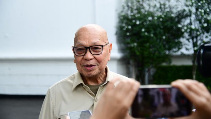 Direktur Utama PT Garuda Indonesia, Glenny H. Kairupan 