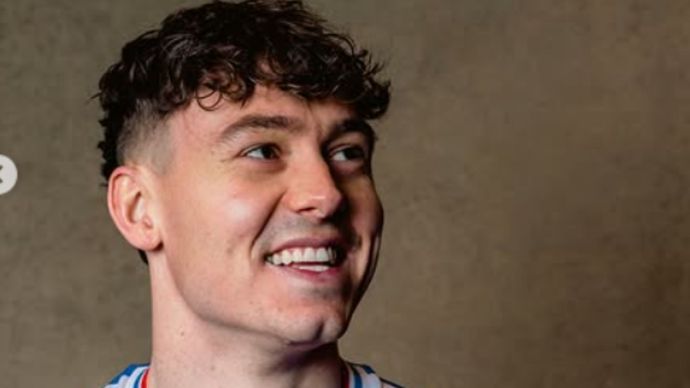 Jorgen Strand Larsen resmi berseragam Crystal Palace setelah didatangkan dari Wolverhampton pada Senin (2/1/2026).