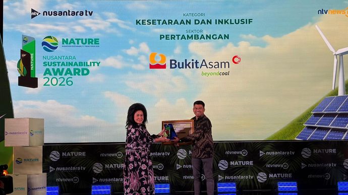 PT Bukit Asam Tbk Raih Nusantara Sustainability Award 2026 Kategori Kesetaraan dan Inklusi Sektor Pertambangan.