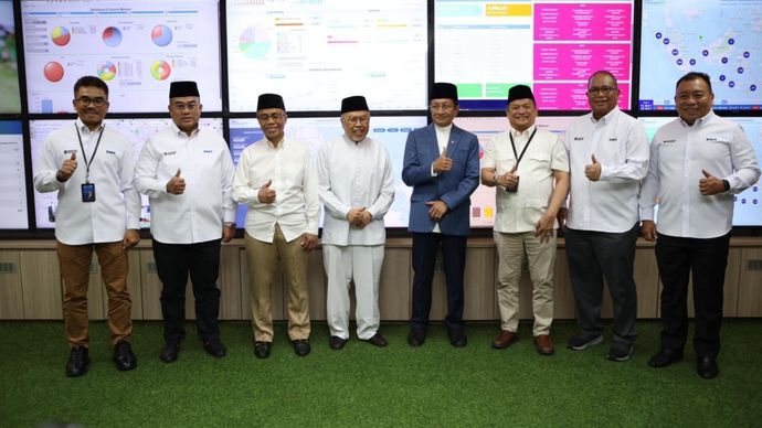 Menteri Agama Republik Indonesia Prof. Dr. KH. Nasaruddin Umar menyampaikan pesan penuh harapan dan semangat kepada Keluarga Besar PT Permodalan Nasional Madani (PNM) dalam kunjungannya ke Menara PNM, Jakarta.  