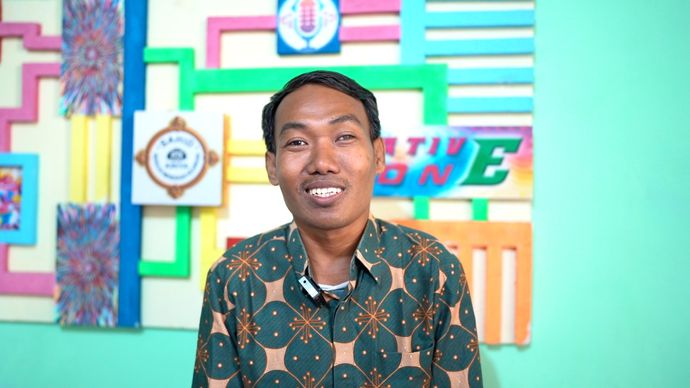 Salah satu guru SMK Kriya Sahid, Sukoharjo, Jawa Tengah.