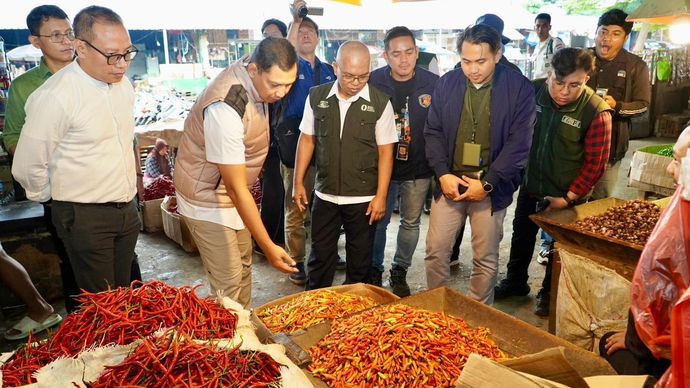 Deputi Bidang Ketersediaan dan Stabilisasi Pangan Badan Pangan Nasional (Bapanas) I Gusti Ketut Astawa,&nbsp;saat sidak Satgas Saber Pelanggaran Harga, Keamanan, dan Mutu Pangan di PIKJ.