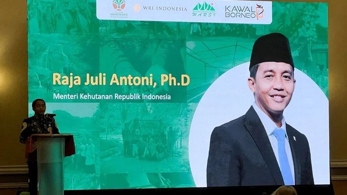 Menteri Kehutanan Raja Juli Antoni berbicara dalam Acara Lesson Learned Workshop bertajuk Bergerak dari Tapak: Menyemai Perhutanan Sosial yang Inklusif untuk Hutan Lestari dan Masyarakat Sejahtera di Jakarta, Kamis, 19 Februari 2026. ANTARA/Harianto