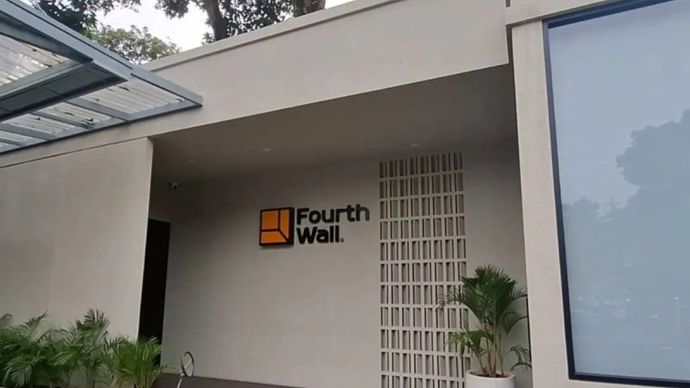 Lokasi bangunan lapangan padel di Haji Nawi Raya, Cilandak, Jakarta Selatan yang disebut warga mengganggu karena bising, Jakarta, Kamis, 19 Februari 2026. ANTARA/Luthfia Miranda Putri.