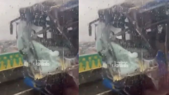 2 Bus Transjakarta Tabrakan di Halte Cipulir Jakarta Selatan 